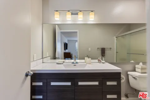 $1,025,000 | 1535 South Bentley Avenue, Unit 301, Los Angeles, CA 90025
