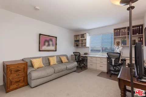 $1,025,000 | 1535 South Bentley Avenue, Unit 301, Los Angeles, CA 90025
