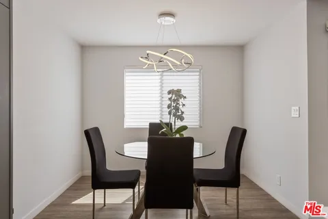 $1,025,000 | 1535 South Bentley Avenue, Unit 301, Los Angeles, CA 90025