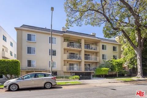 $1,025,000 | 1535 South Bentley Avenue, Unit 301, Los Angeles, CA 90025