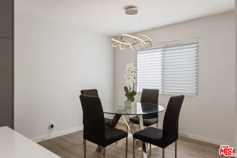 $1,025,000 | 1535 South Bentley Avenue, Unit 301, Los Angeles, CA 90025