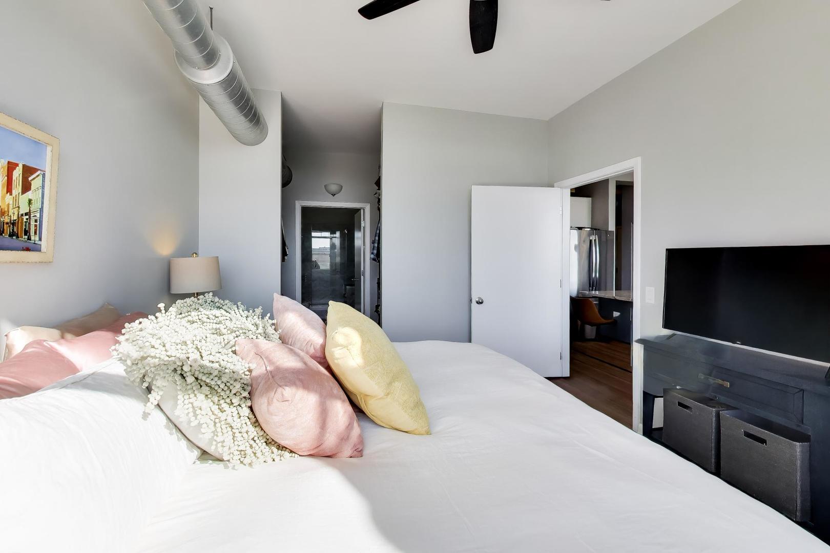 1200 West Monroe Street, Unit 612 Chicago, IL 60607 - Photo 15 of 30