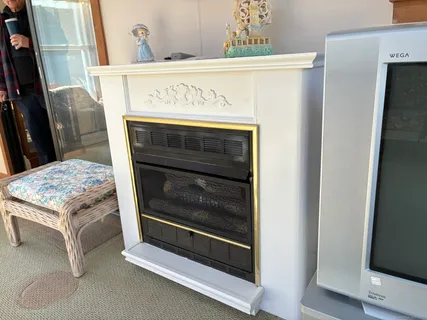 $369,900 | 21 Ridge Drive, Montville, CT 06382