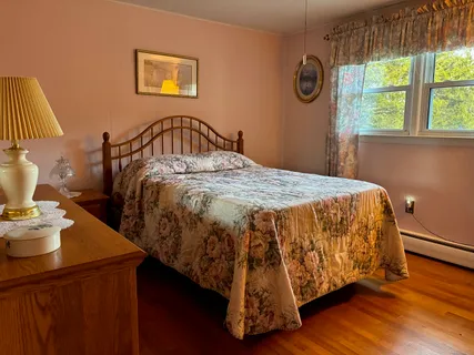 $369,900 | 21 Ridge Drive, Montville, CT 06382