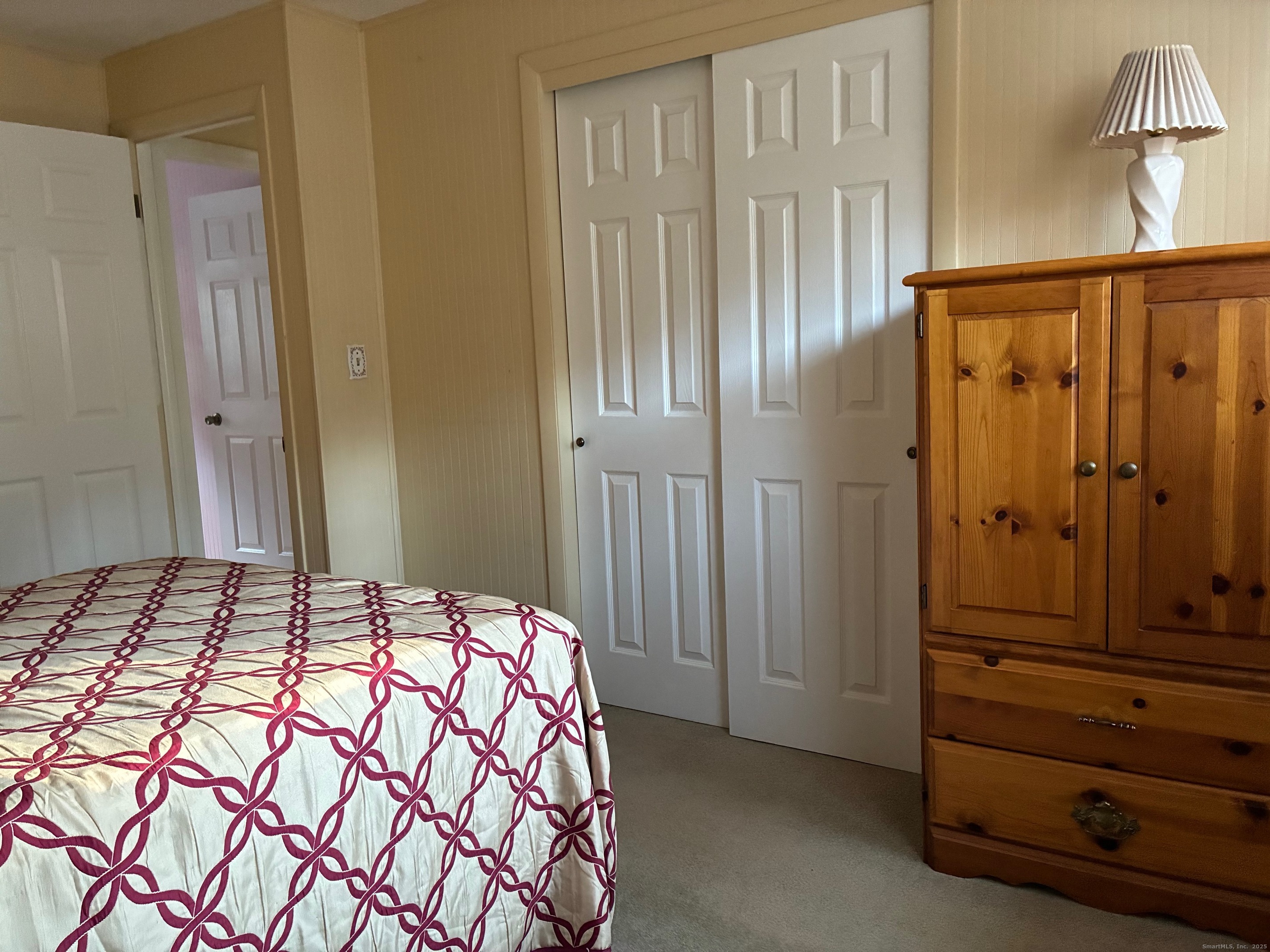 21 Ridge Drive Montville, CT 06382 - Photo 22 of 35