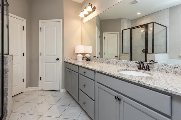 $325,000 | 300 Cherokee Circle, Oakland, TN 38060