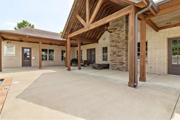 $325,000 | 300 Cherokee Circle, Oakland, TN 38060