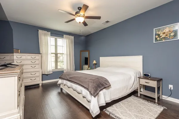 $325,000 | 300 Cherokee Circle, Oakland, TN 38060