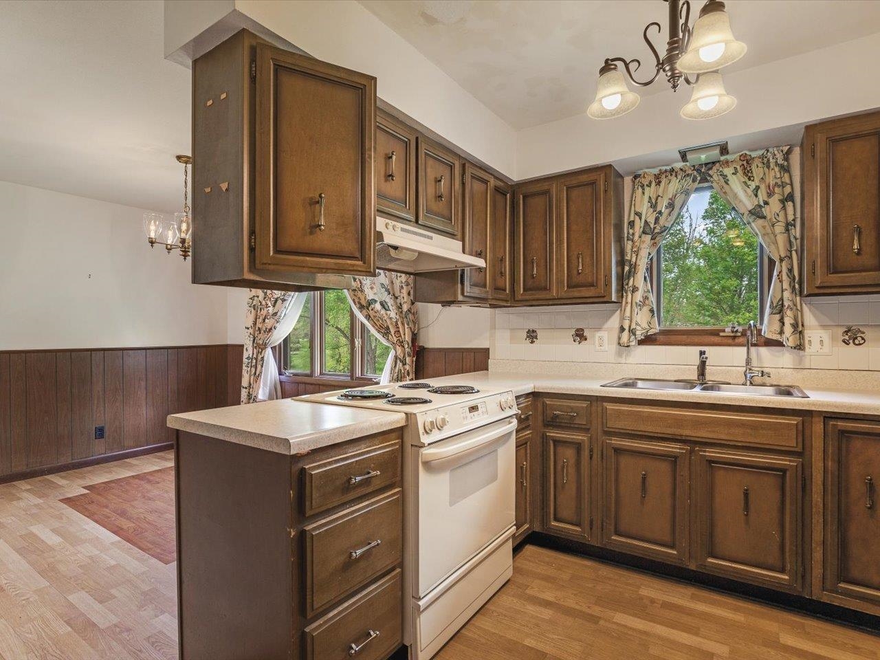 6838 Squaw Prairie Road Belvidere, IL 61008 - Photo 13 of 47