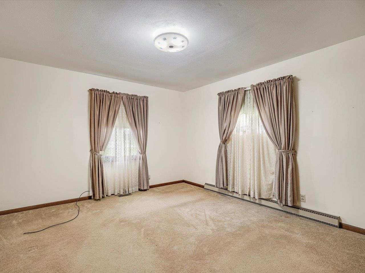 6838 Squaw Prairie Road Belvidere, IL 61008 - Photo 20 of 47