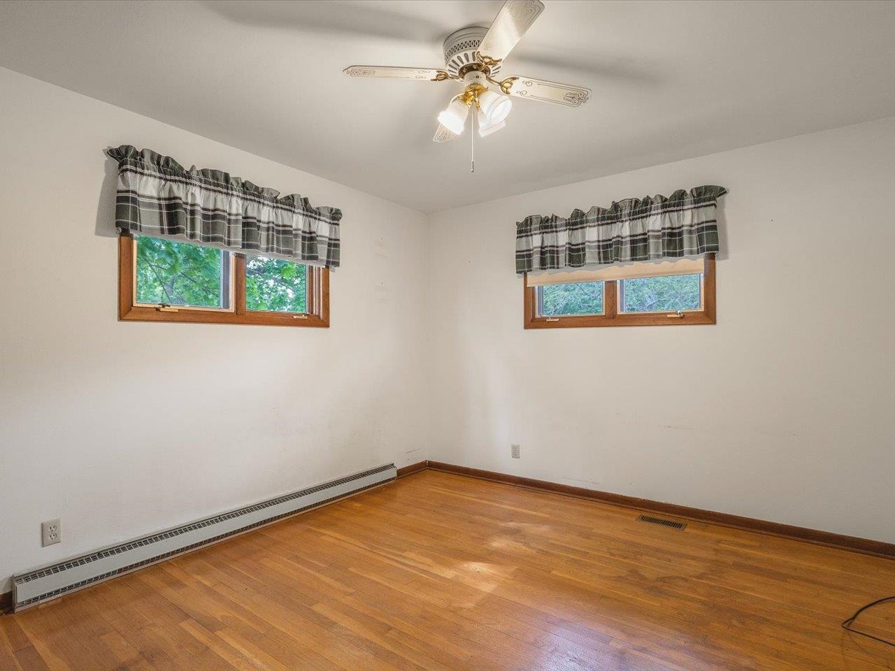 6838 Squaw Prairie Road Belvidere, IL 61008 - Photo 23 of 47