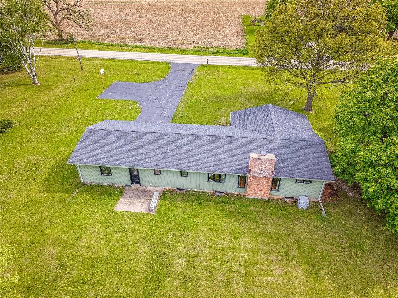 6838 Squaw Prairie Road Belvidere, IL 61008 - Photo 35 of 47