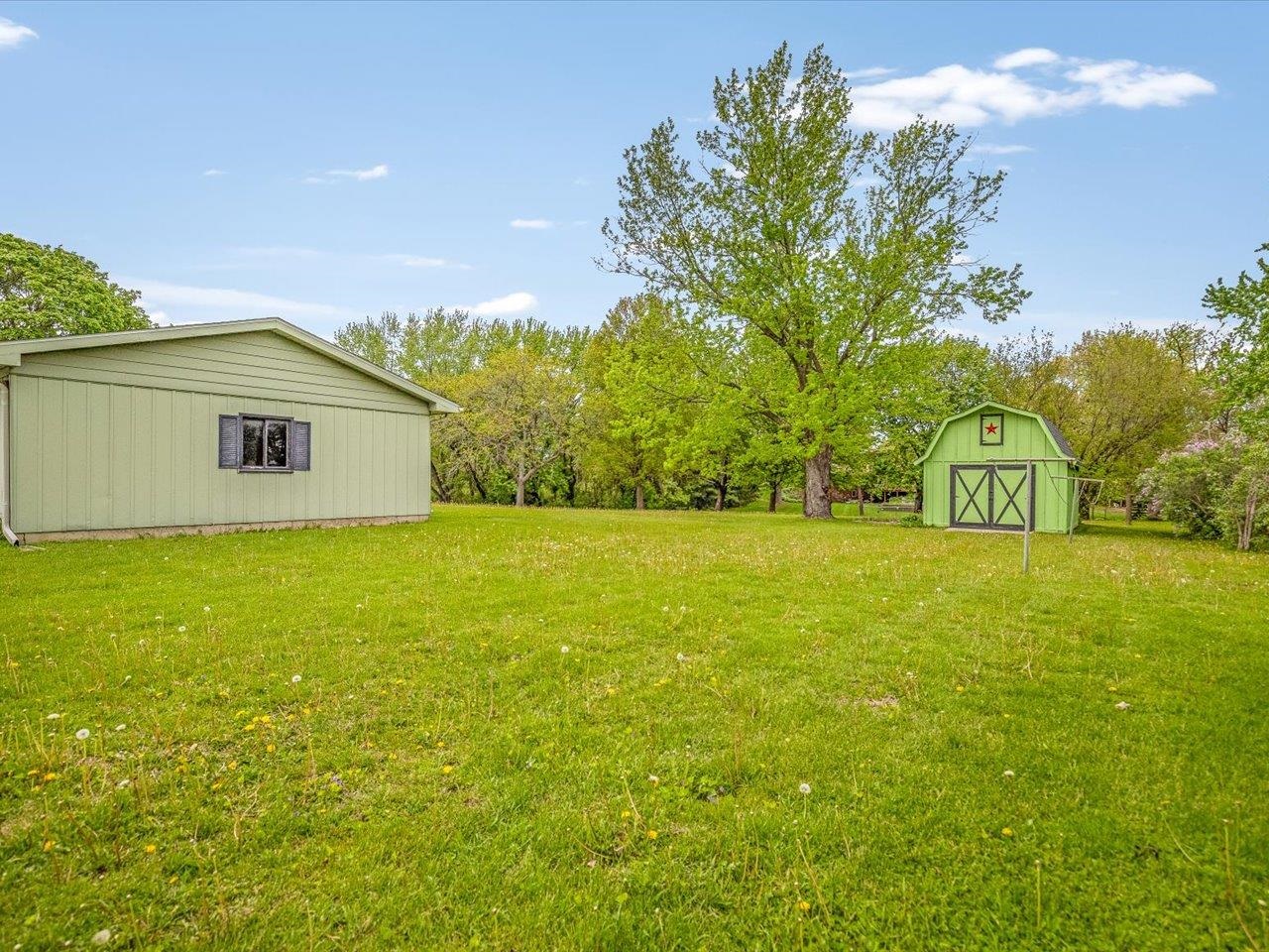 6838 Squaw Prairie Road Belvidere, IL 61008 - Photo 37 of 47