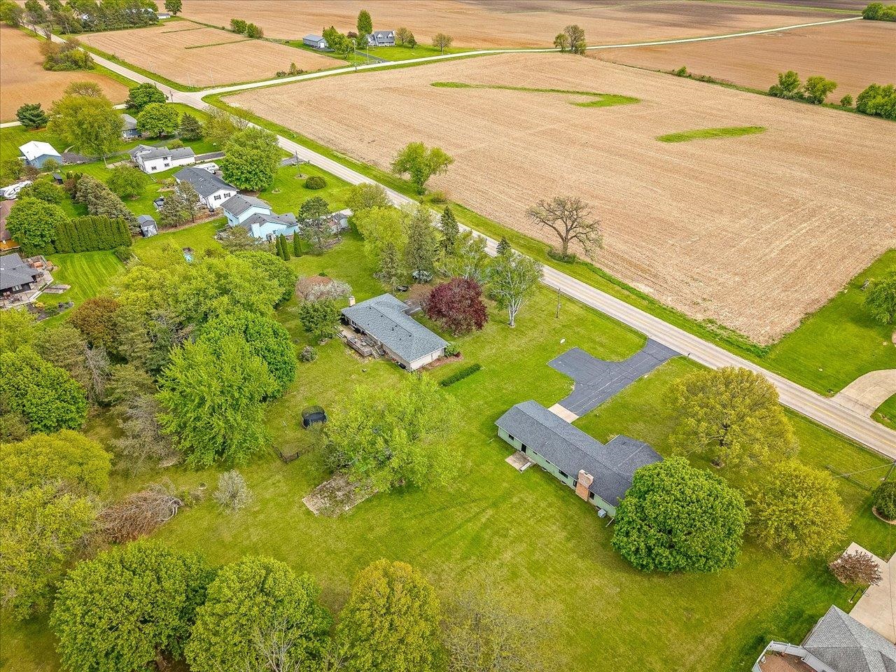 6838 Squaw Prairie Road Belvidere, IL 61008 - Photo 44 of 47