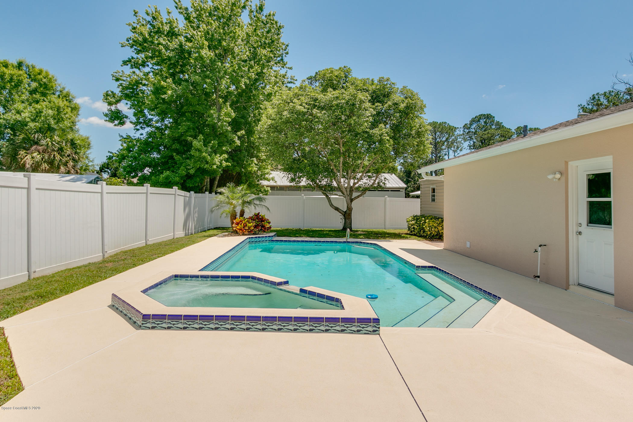 805 Cox Road Cocoa, FL 32926 - Photo 2 of 20 Pool/Spa