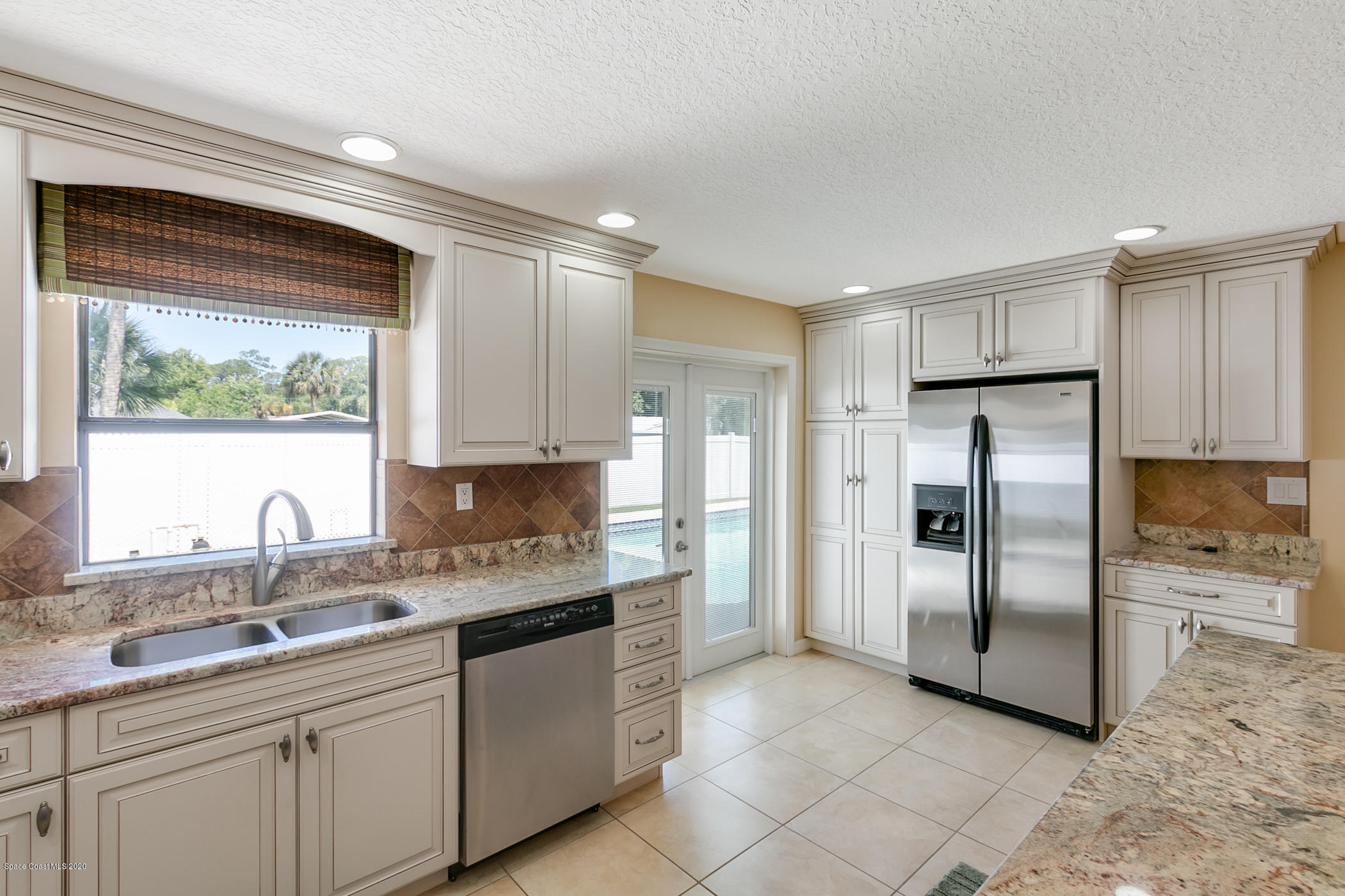 805 Cox Road Cocoa, FL 32926 - Photo 6 of 20 Kitchen