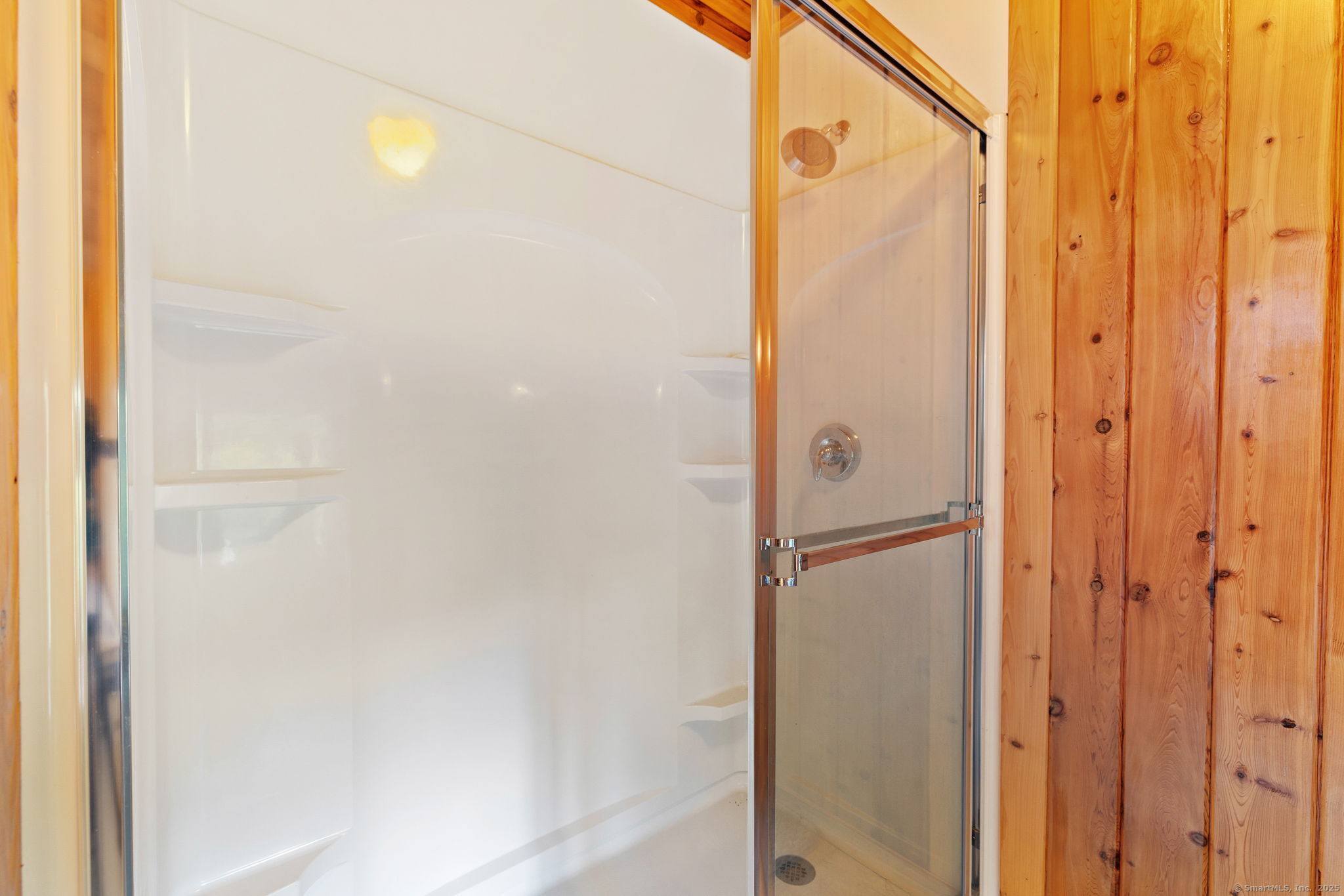 68 Johnson Road Canaan, CT 06031 - Photo 30 of 40 2nd Full bath