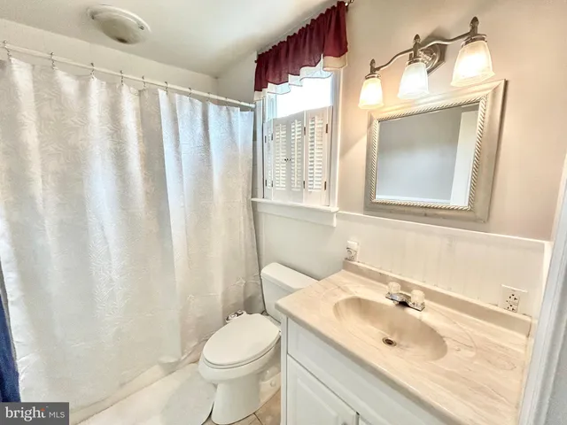 $394,999 | 4 Bull Run Road, Clementon, NJ 08021