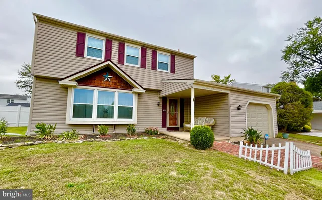 $394,999 | 4 Bull Run Road, Clementon, NJ 08021