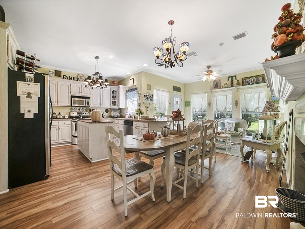 9399 Gulfcrest Road Chunchula, AL 36521 - Photo 4 of 30
