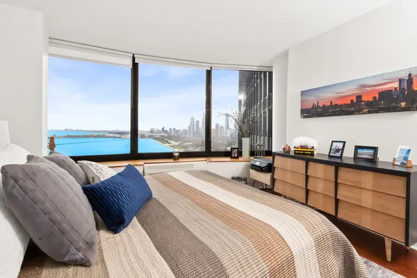 $499,000 | 155 North Harbor Drive, Unit 2309, Chicago, IL 60601