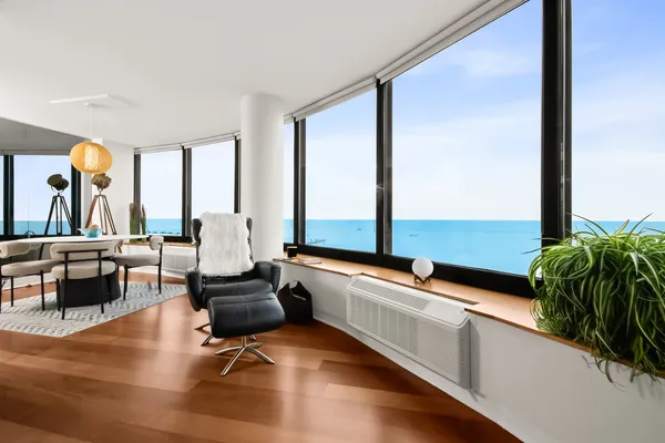 $499,000 | 155 North Harbor Drive, Unit 2309, Chicago, IL 60601
