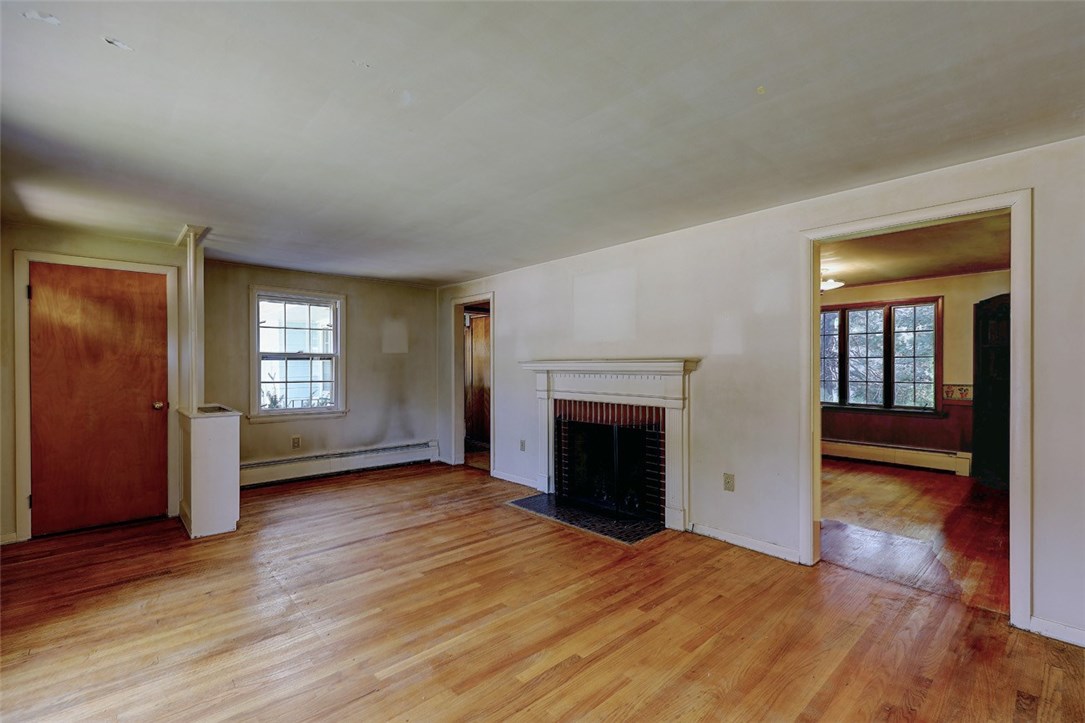 145 Brookhaven Road North Kingstown, RI 02852 - Photo 6 of 26 Gallery Image 6