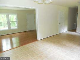 4055 Novum Road Reva, VA 22735 - Photo 10 of 30 Living Room