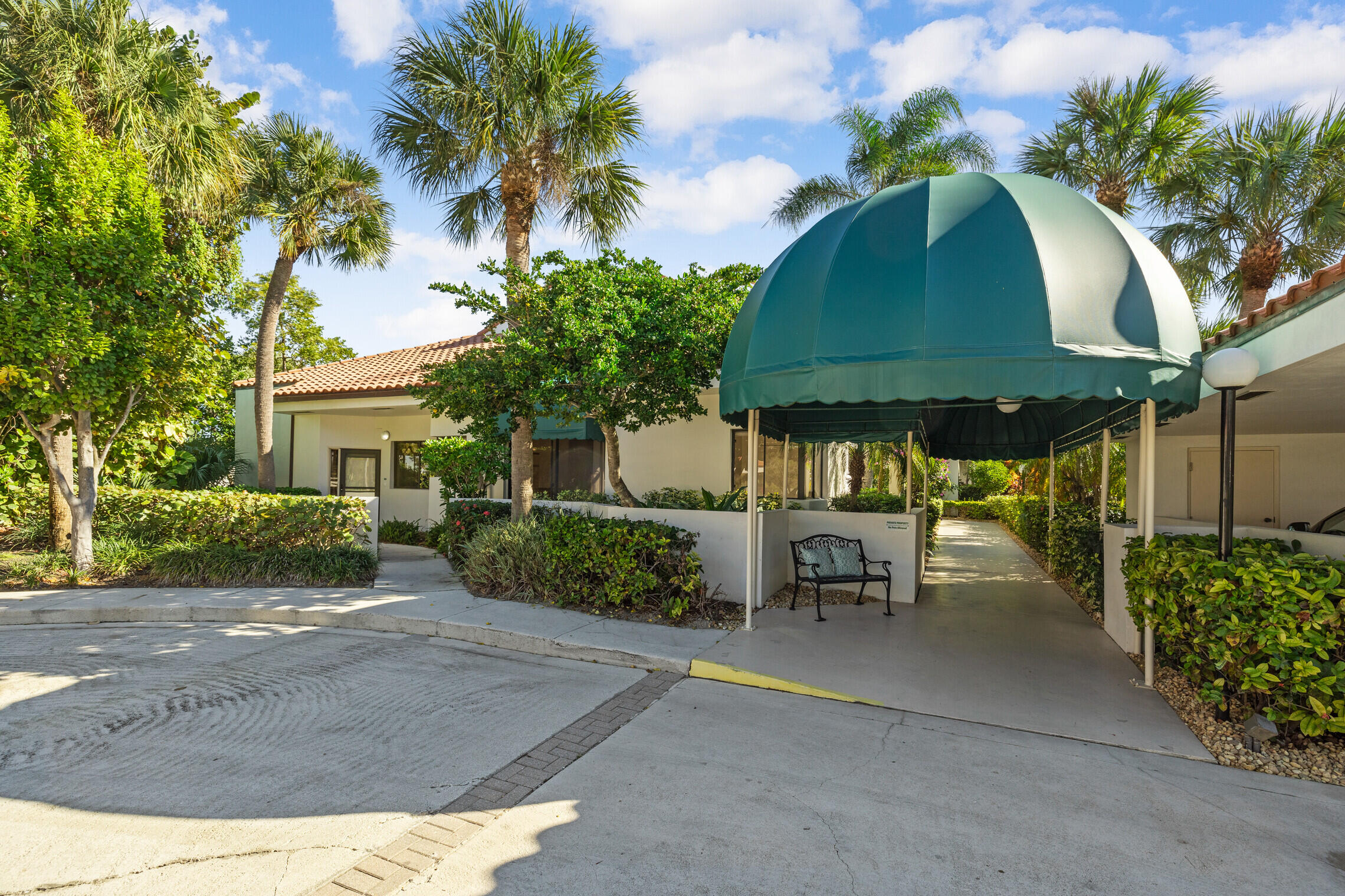 200 Waterway Road, Unit 101 Tequesta, FL 33469 - Photo 20 of 22 16_IMG_1999_mls