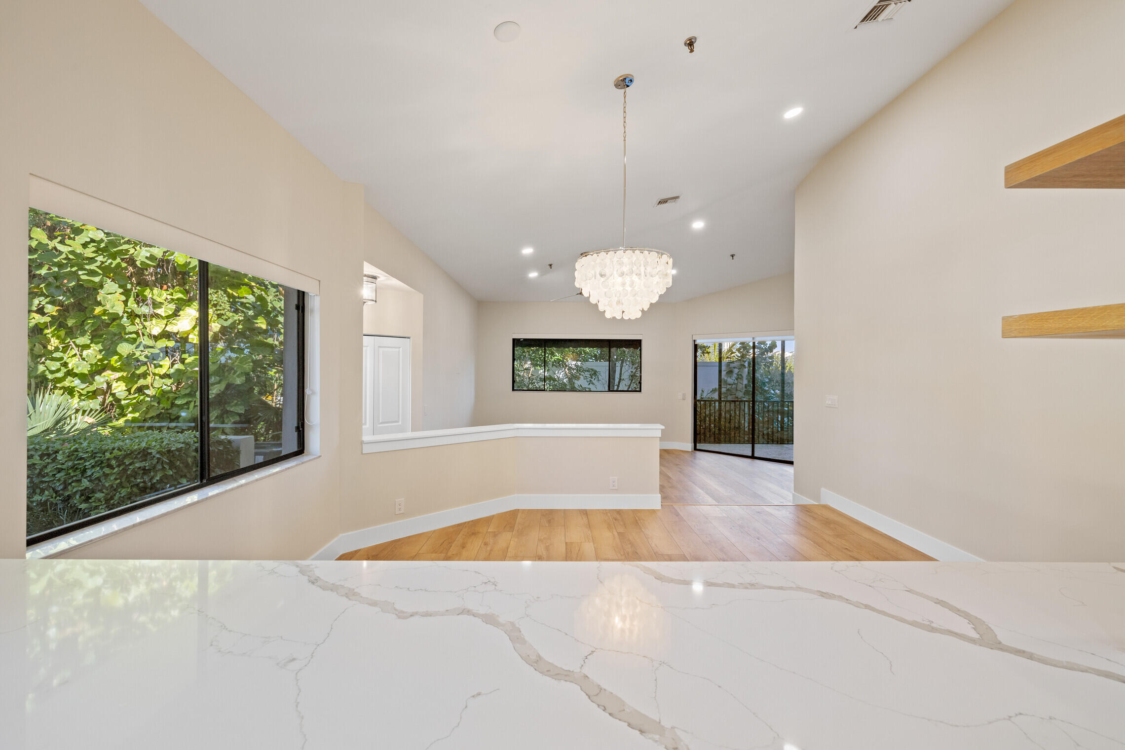 200 Waterway Road, Unit 101 Tequesta, FL 33469 - Photo 7 of 22 04_IMG_1935_mls