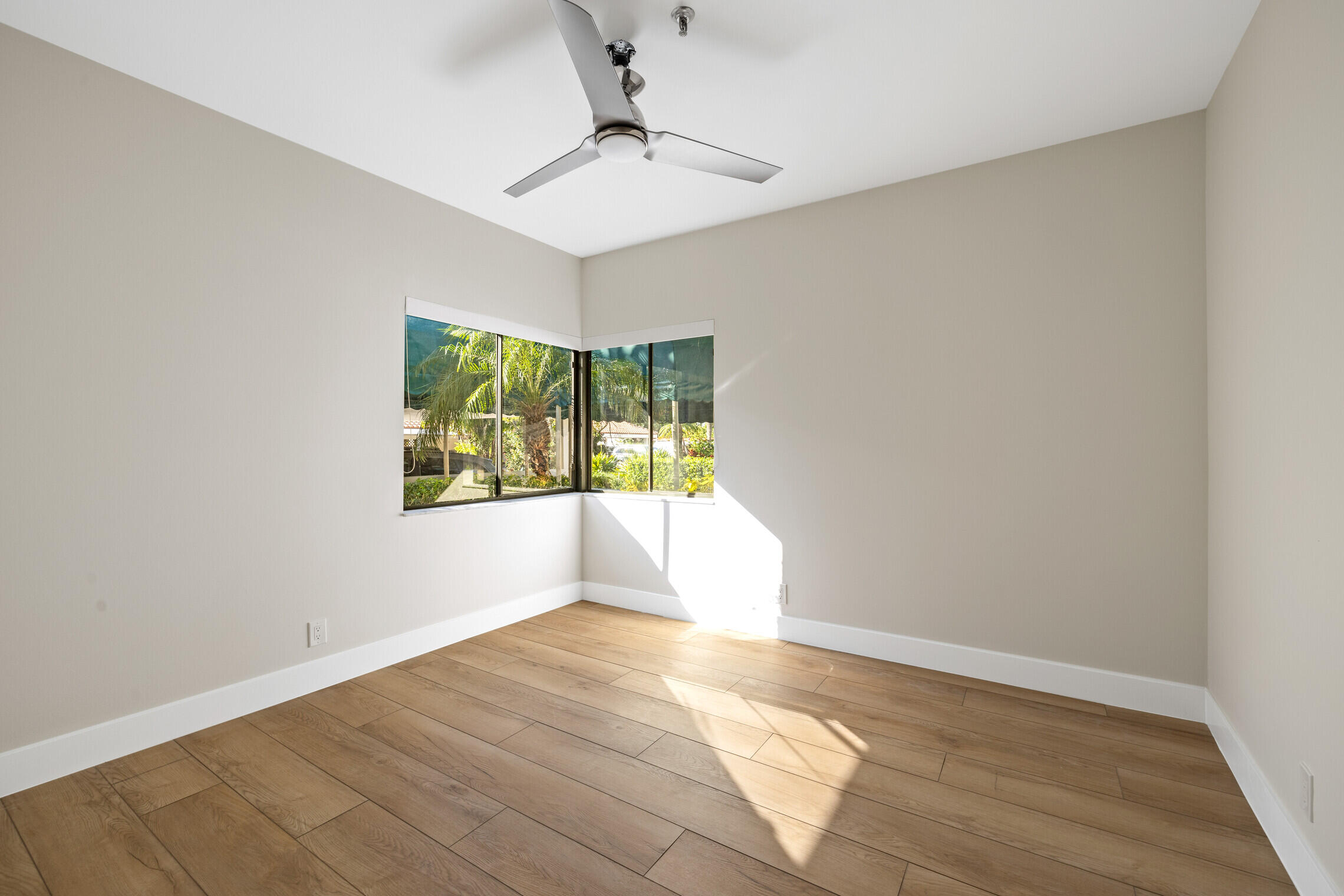 200 Waterway Road, Unit 101 Tequesta, FL 33469 - Photo 8 of 22 08_IMG_1960_mls