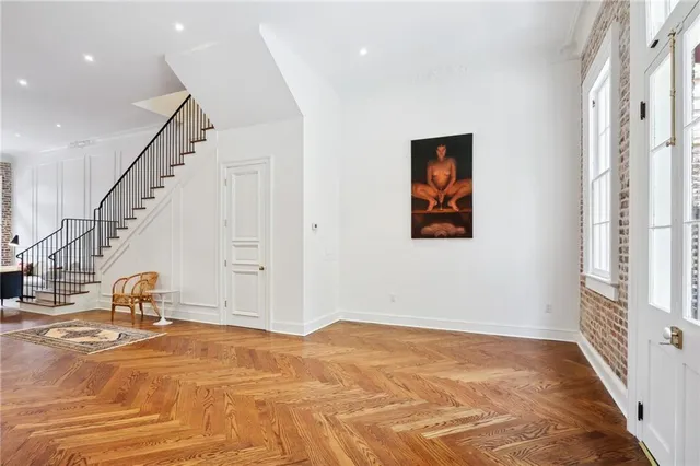 $9,500 | 810 Bourbon Street, New Orleans, LA 70116