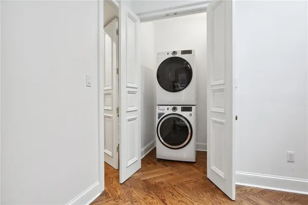 $9,500 | 810 Bourbon Street, New Orleans, LA 70116