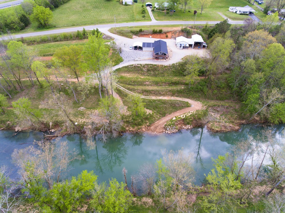 1563 County House Road Sparta, TN 38583 - Photo 1 of 40 Gallery Image 1