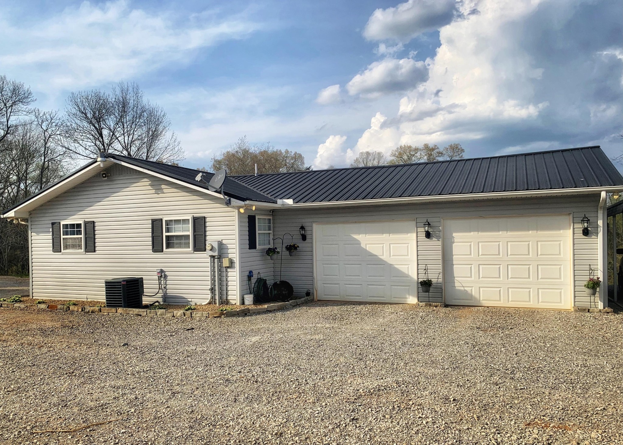 1563 County House Road Sparta, TN 38583 - Photo 3 of 40 Gallery Image 3