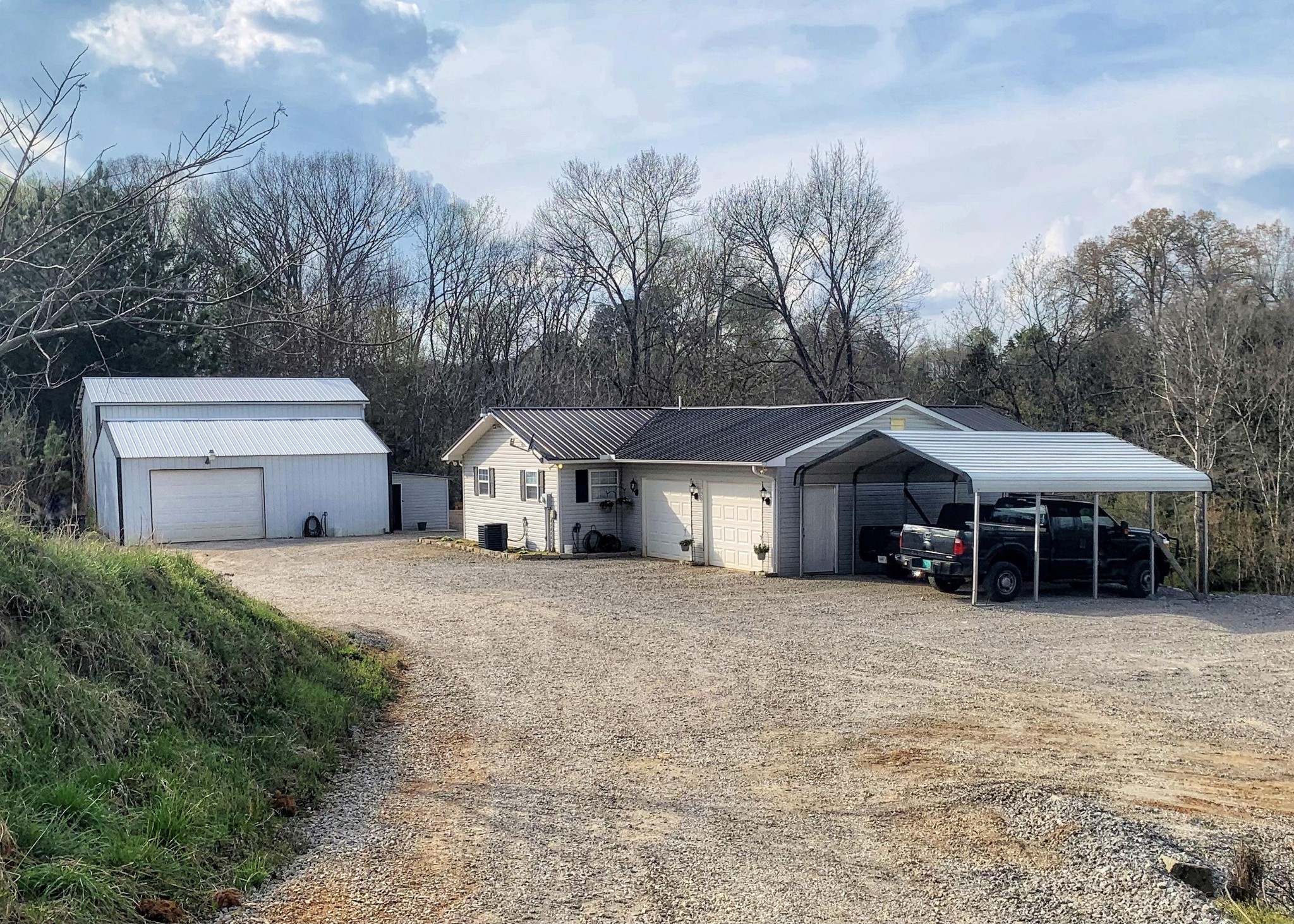 1563 County House Road Sparta, TN 38583 - Photo 4 of 40 Gallery Image 4