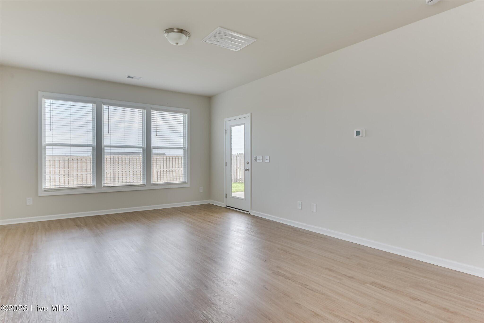 827 Justify Loop Graniteville, SC 29829 - Photo 3 of 31 Large Livingroom