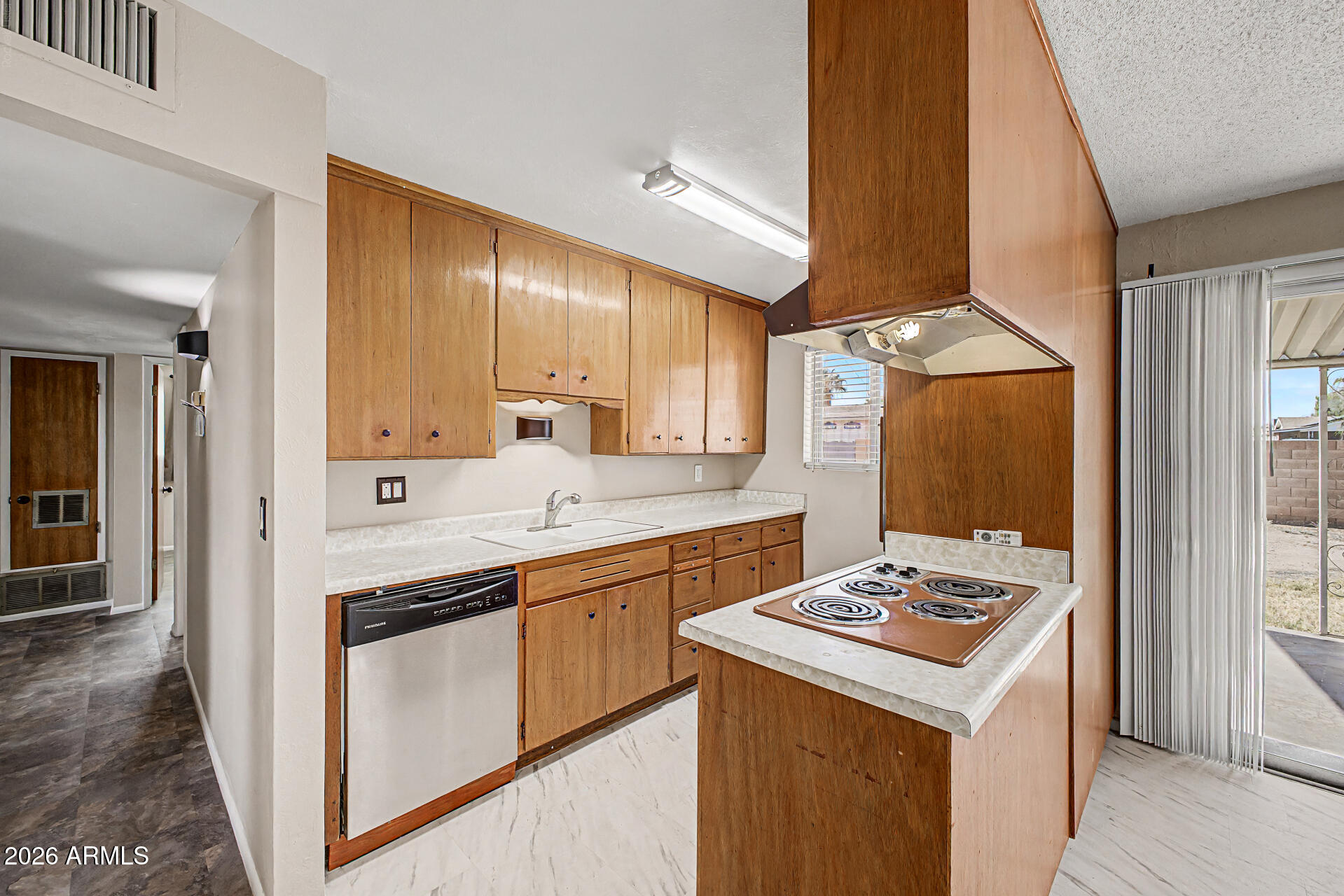 3328 West Bloomfield Road Phoenix, AZ 85029 - Photo 3 of 13 Kitchen
