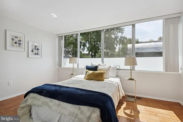 $499,000 | 345 O Street Southwest, Washington, DC 20024