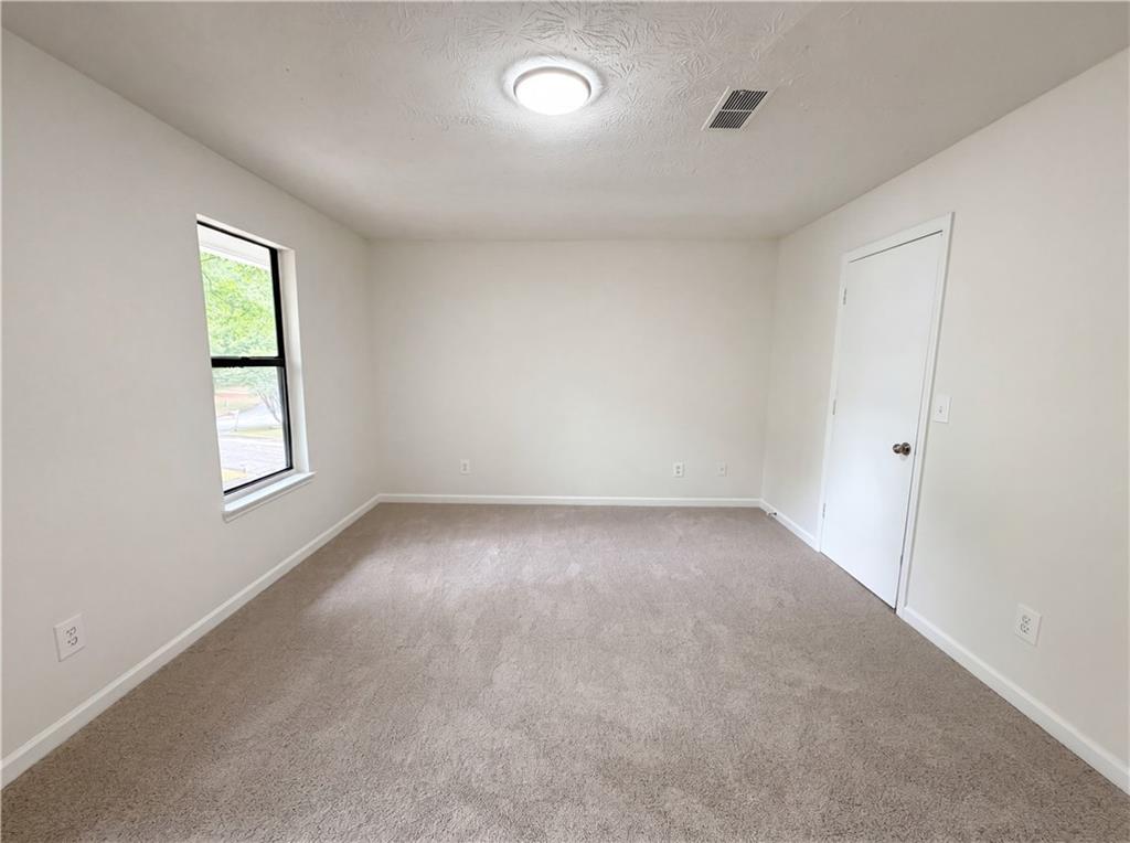 6369 Redan Square Lithonia, GA 30058 - Photo 13 of 25