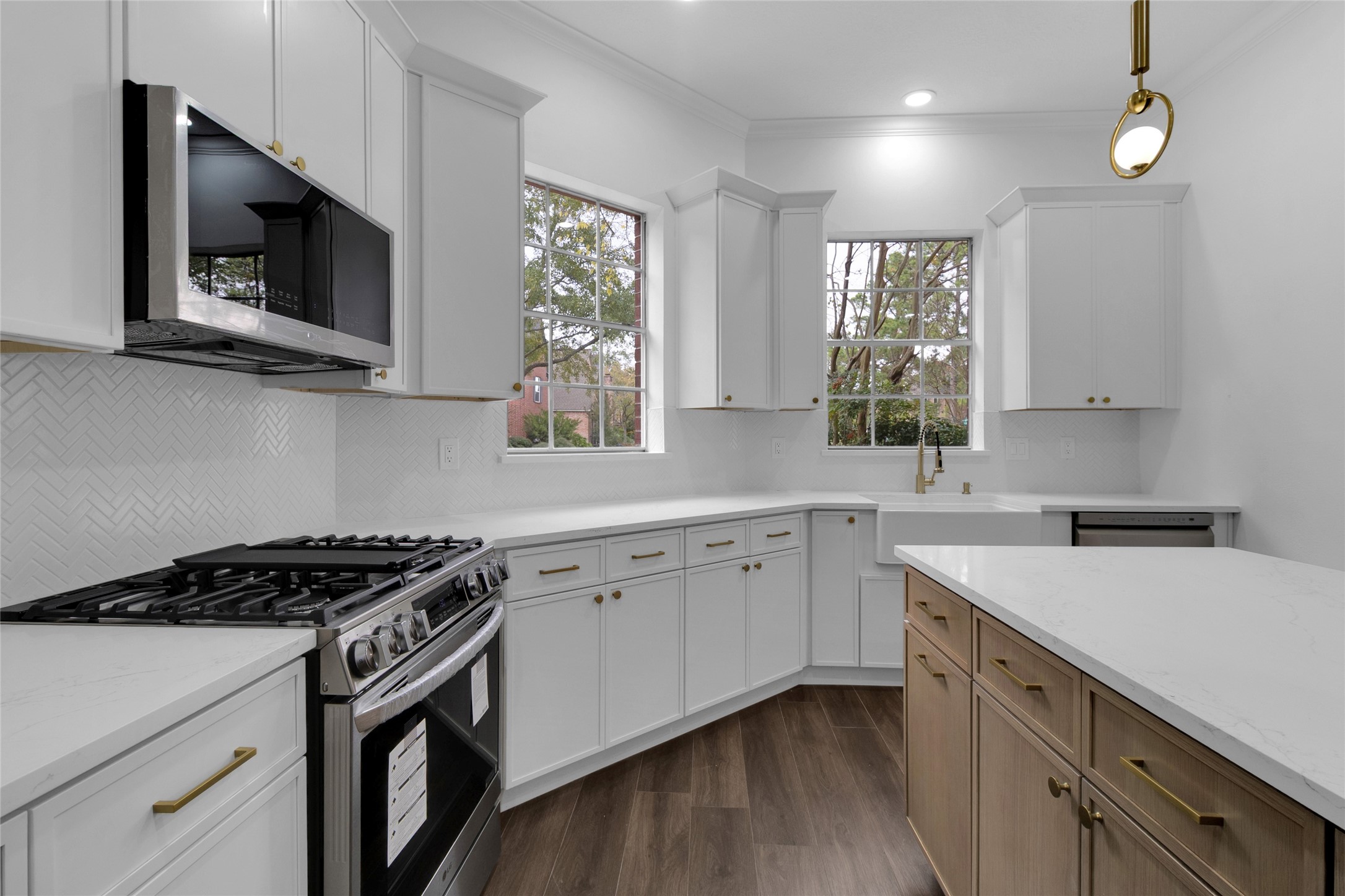 17519 Shelburne Lane Spring, TX 77379 - Photo 17 of 48 New Stainless steel appliances