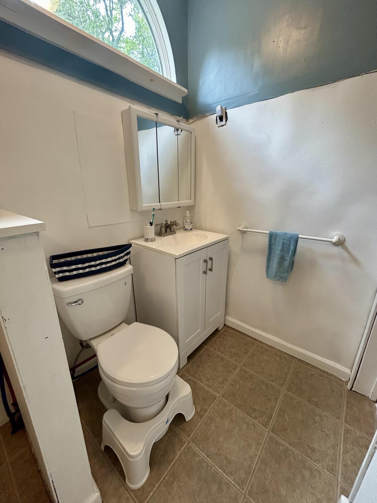 262 Old Wharf Road, Unit U67 Dennis Port, MA 02639 - Photo 31 of 54 a bathroom with a toilet and a sink