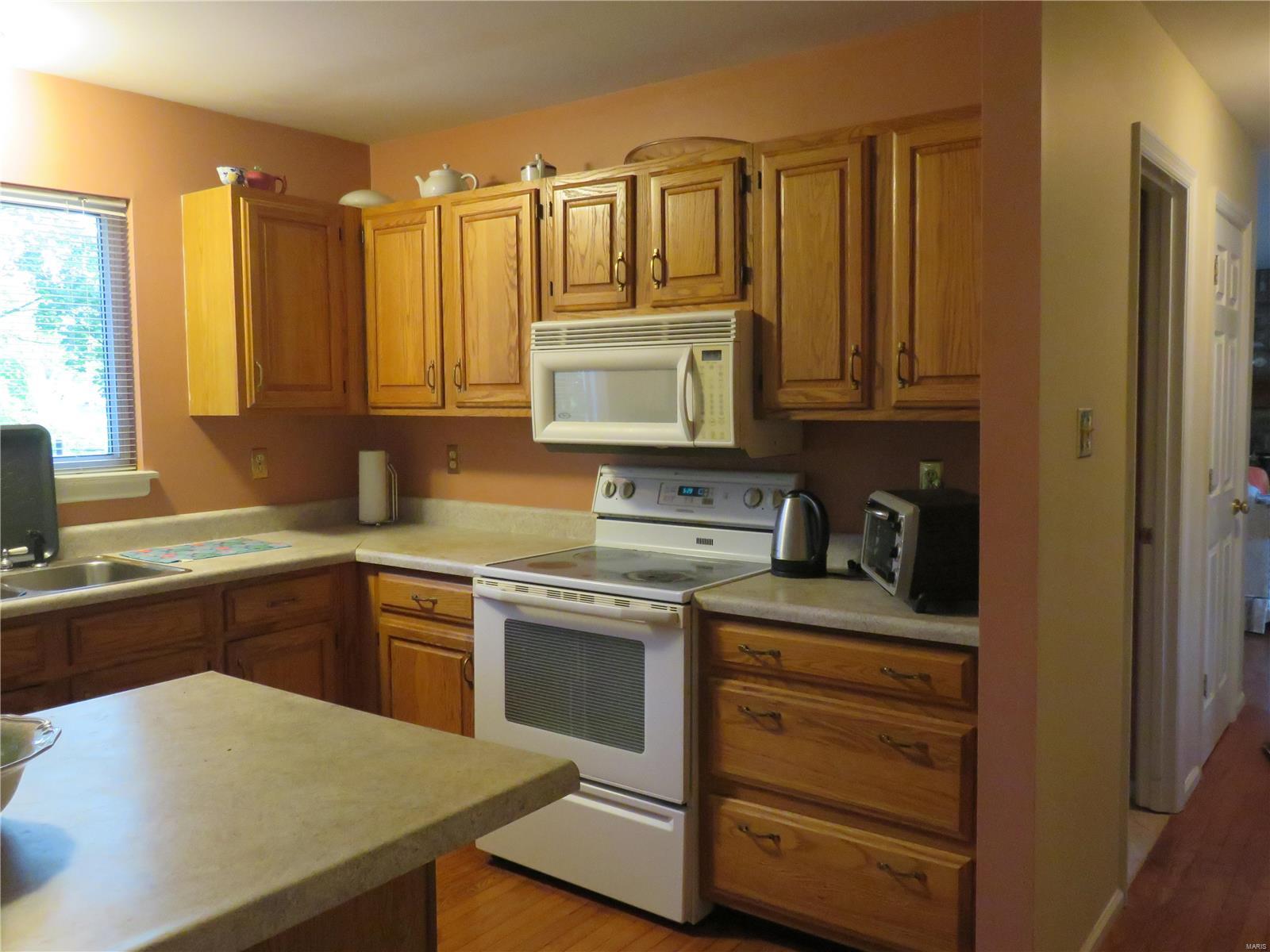 16128 Copper Ridge Court Grover, MO 63040 - Photo 5 of 19 Gallery Image 5