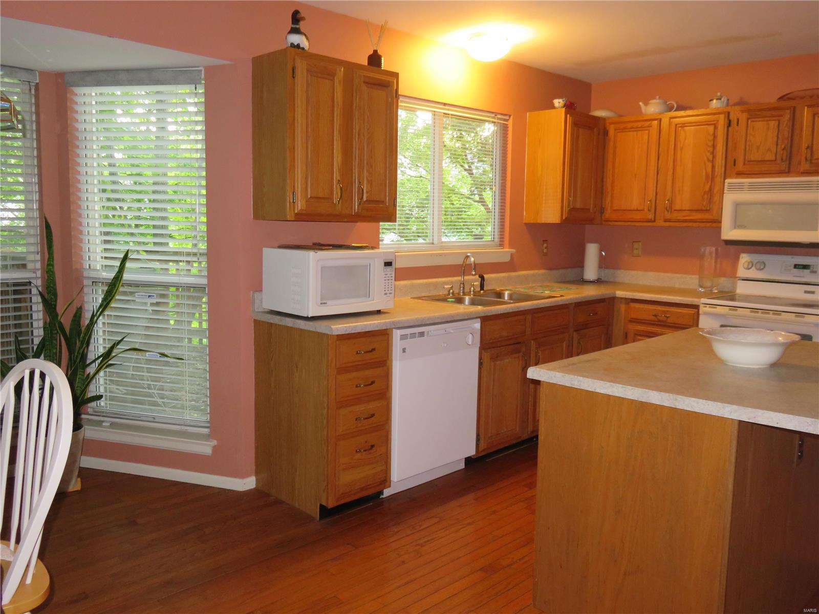 16128 Copper Ridge Court Grover, MO 63040 - Photo 7 of 19 Gallery Image 7