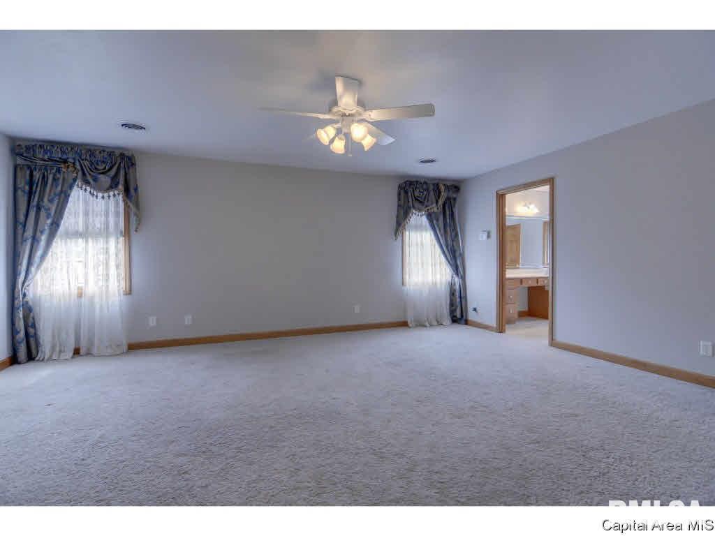 6408 Bent Tree Court Springfield, IL 62712 - Photo 22 of 36
