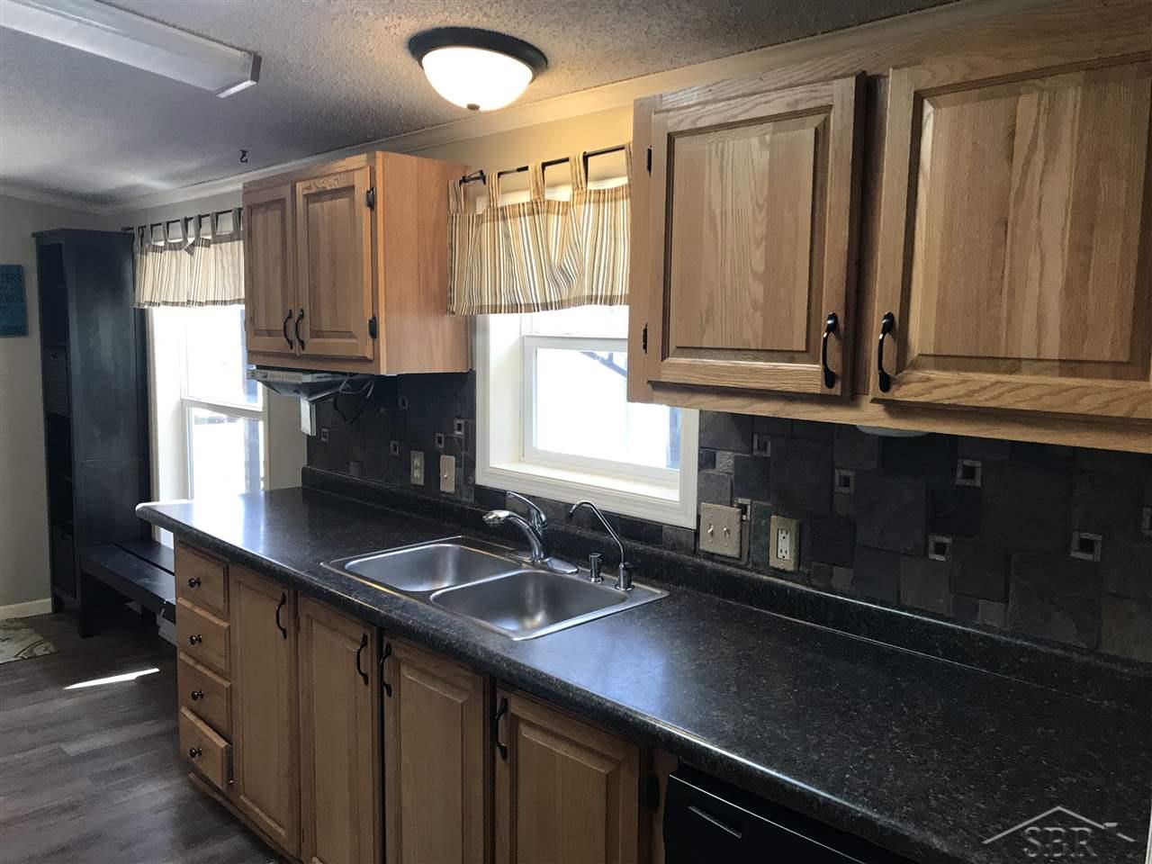 4045 Williamson Road Bridgeport, MI 48601 - Photo 8 of 29