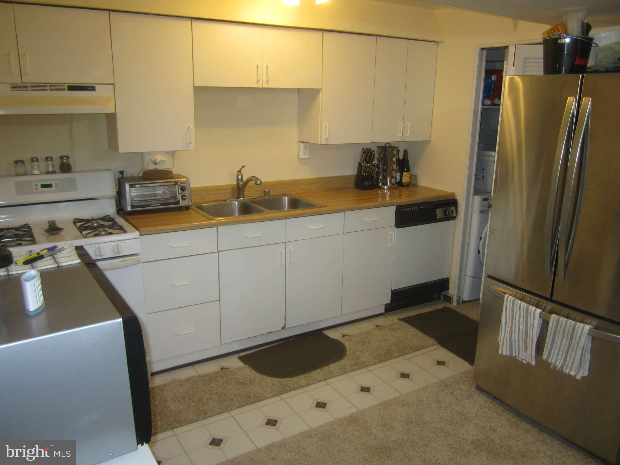 2015 Larkhall Road Baltimore, MD 21222 - Photo 12 of 22 Kitchen