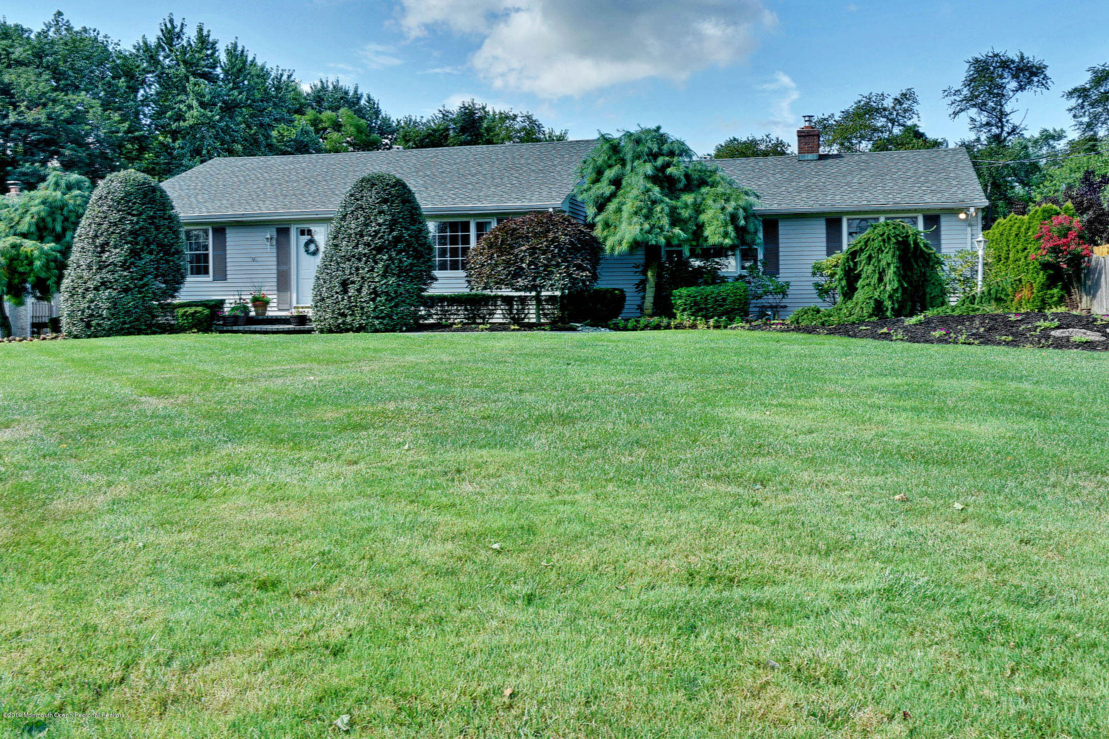 432 East Freehold Road Freehold, NJ 07728 - Photo 1 of 33 001_dsc04235-dsc04239b
