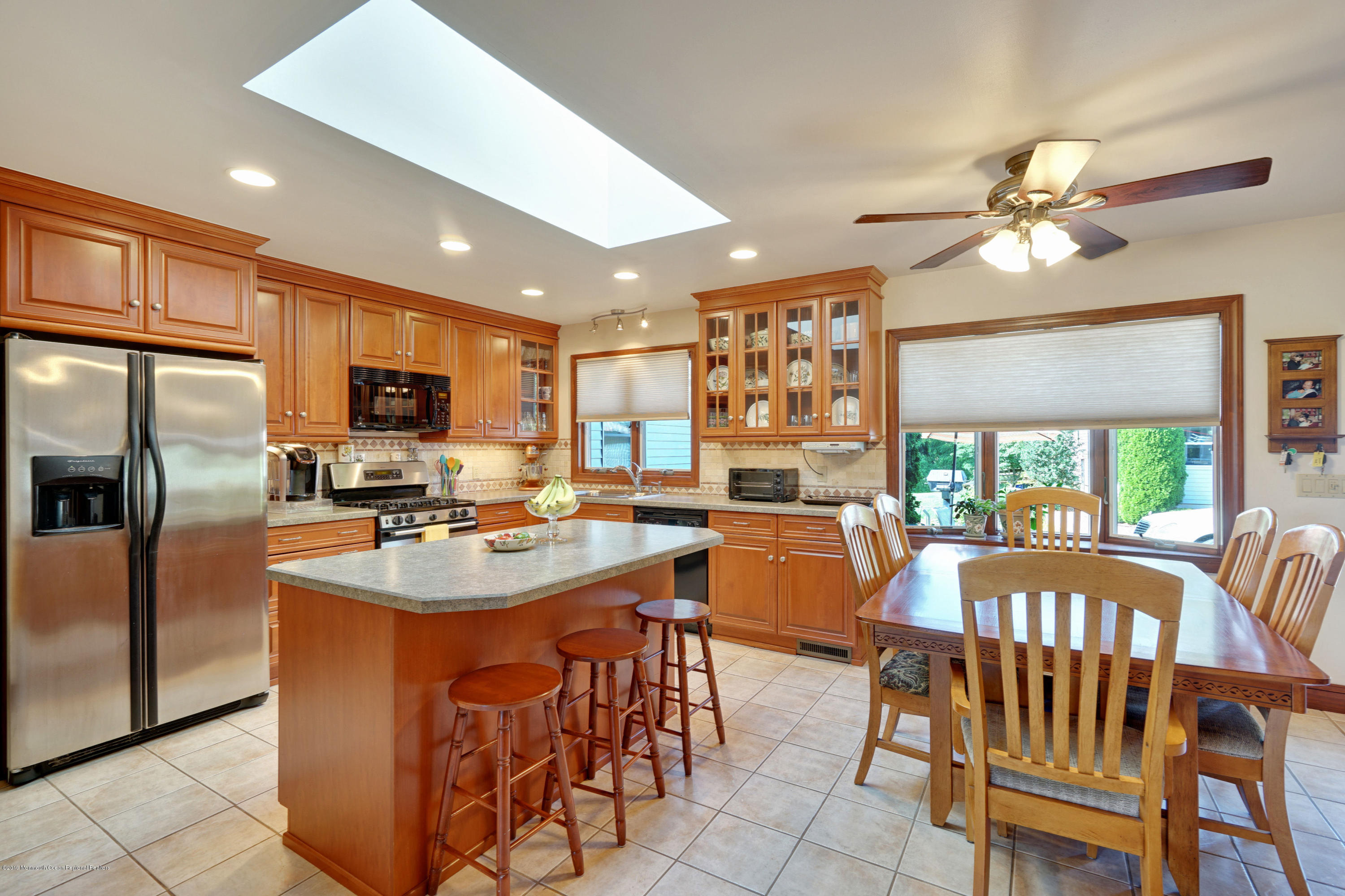 432 East Freehold Road Freehold, NJ 07728 - Photo 14 of 33 022_dsc04105-dsc04109