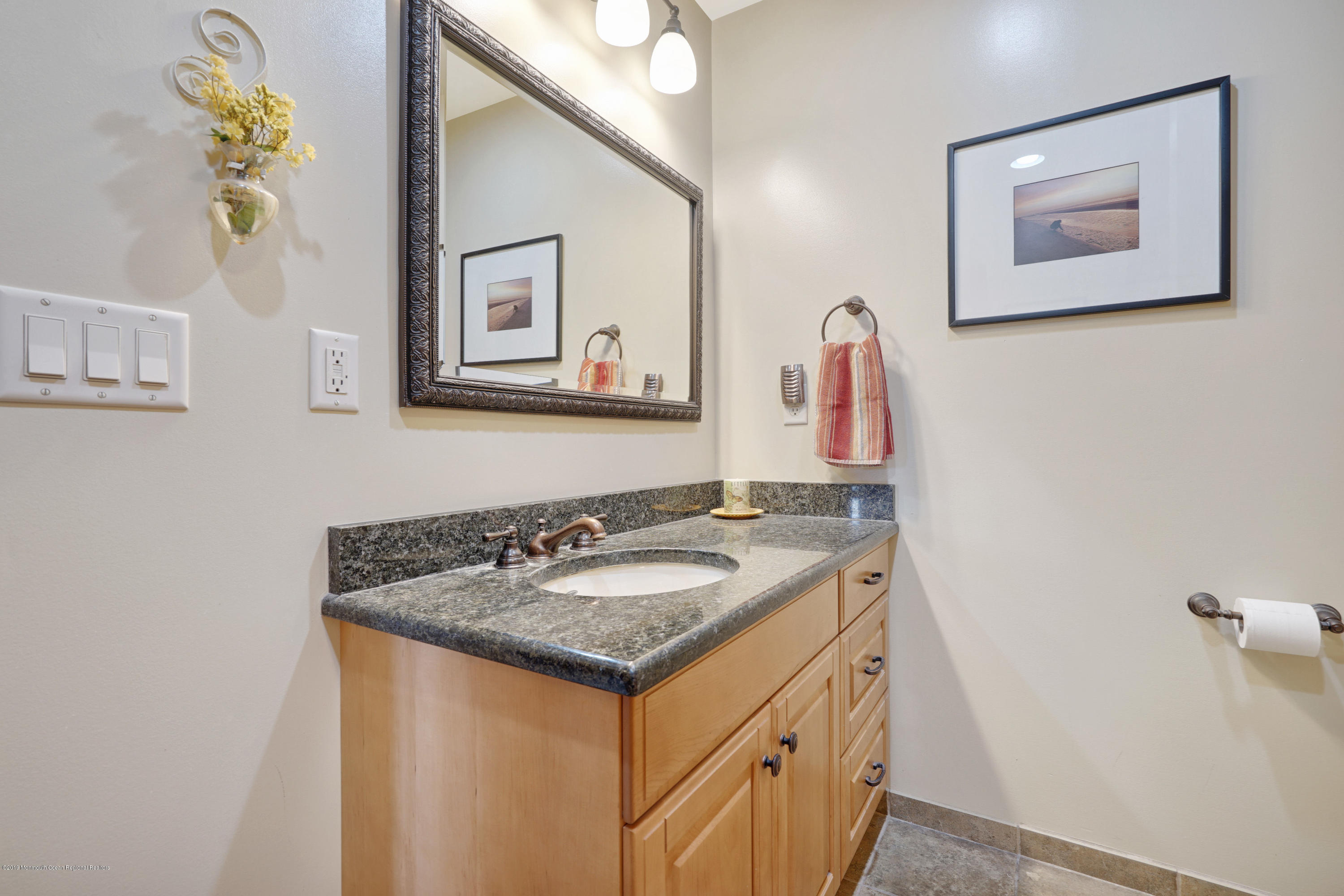 432 East Freehold Road Freehold, NJ 07728 - Photo 23 of 33 033_dsc04050-dsc04054